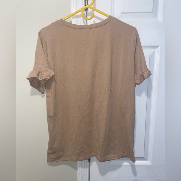 Pretty Garden Ruffle Sleeve Shirt - Picture 2 of 3